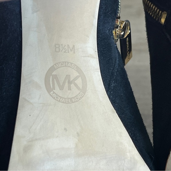 Micheal Kors Velvet Black Ankled High Heels Boots Size 8 1/2M - Picture 15 of 17